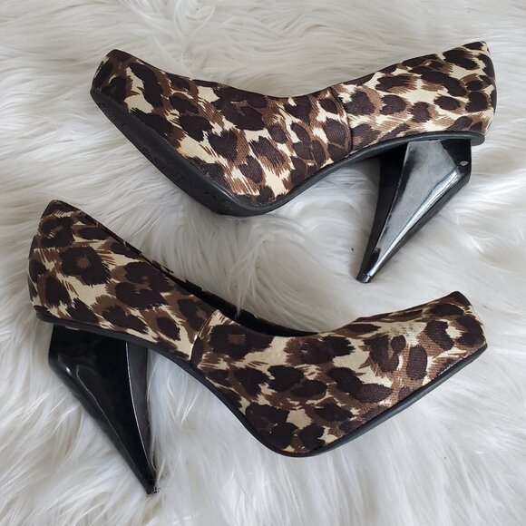 Dollhouse Leopard Print High Heel Shoes SZ 8 - Picture 1 of 12